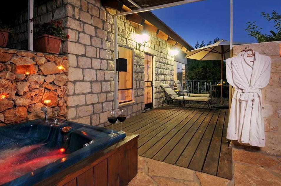 The Sound Of The Flute Bed & Breakfast Amirim Exterior photo