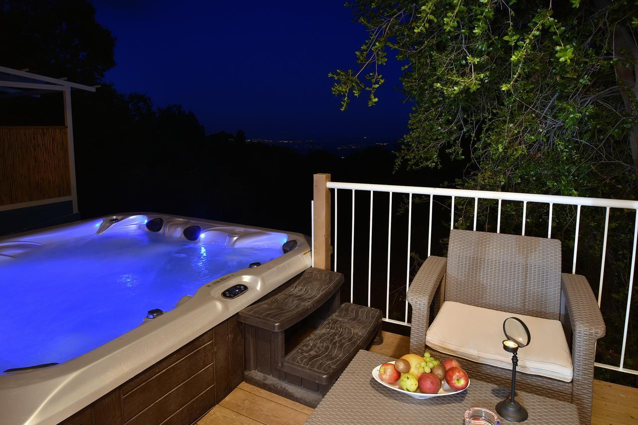 The Sound Of The Flute Bed & Breakfast Amirim Exterior photo